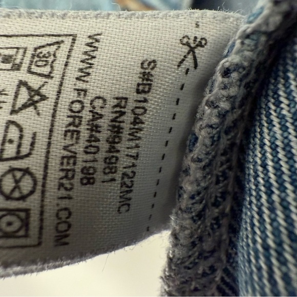 Forever 21 Denim Sky Blue Jeans size L - Picture 7 of 9